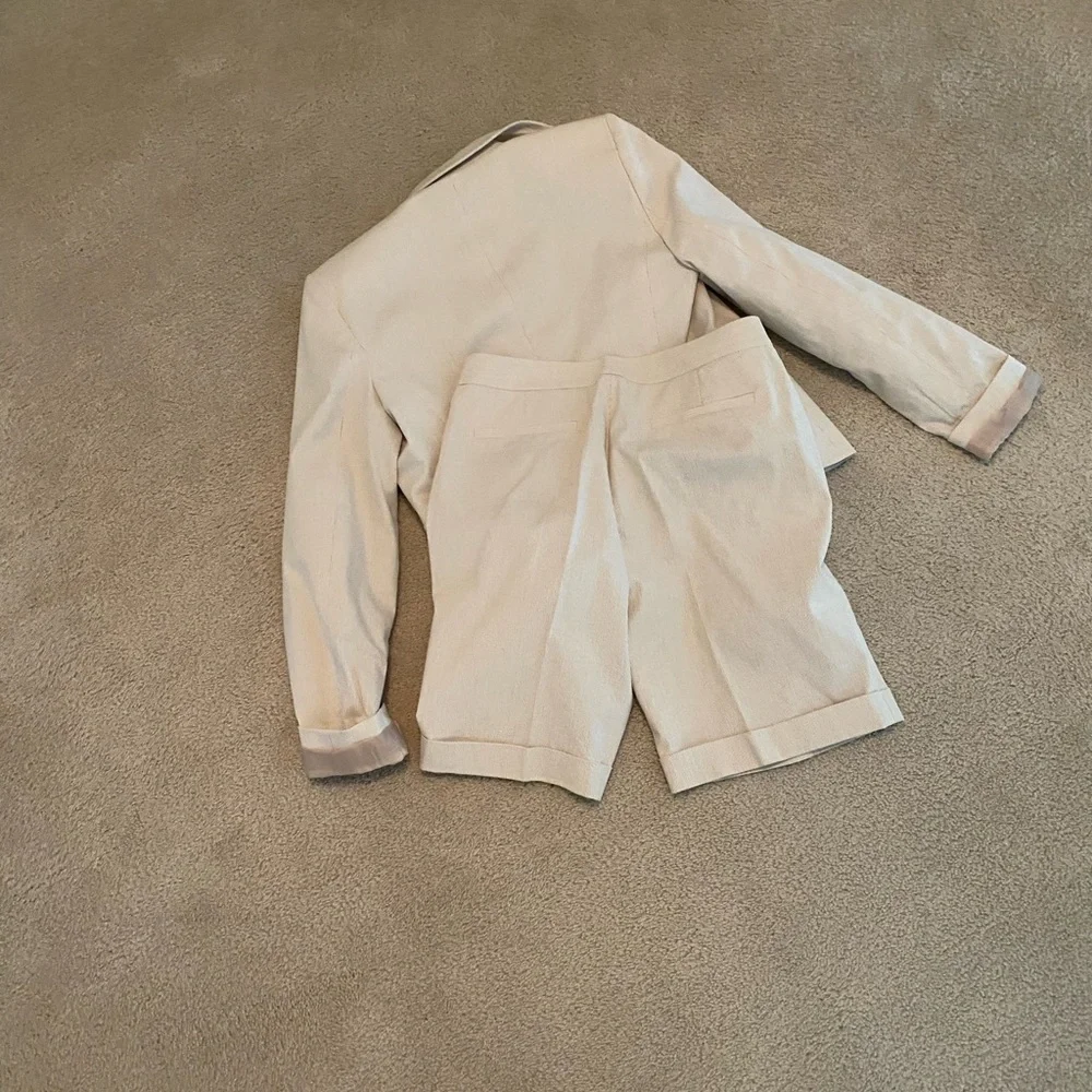 Calvin Klein Chic Beige Blazer and Short Set - Picture 11 of 14